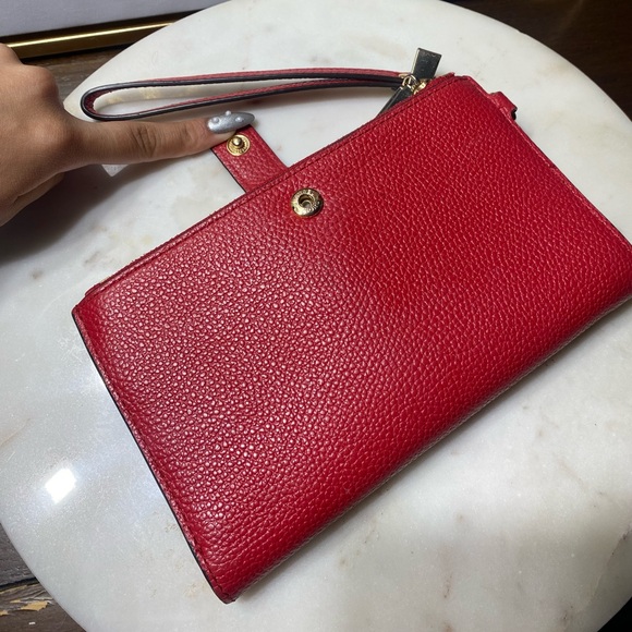 Michael Kors Adele mulberry Leather Smartphone Wallet EUC - Picture 14 of 15